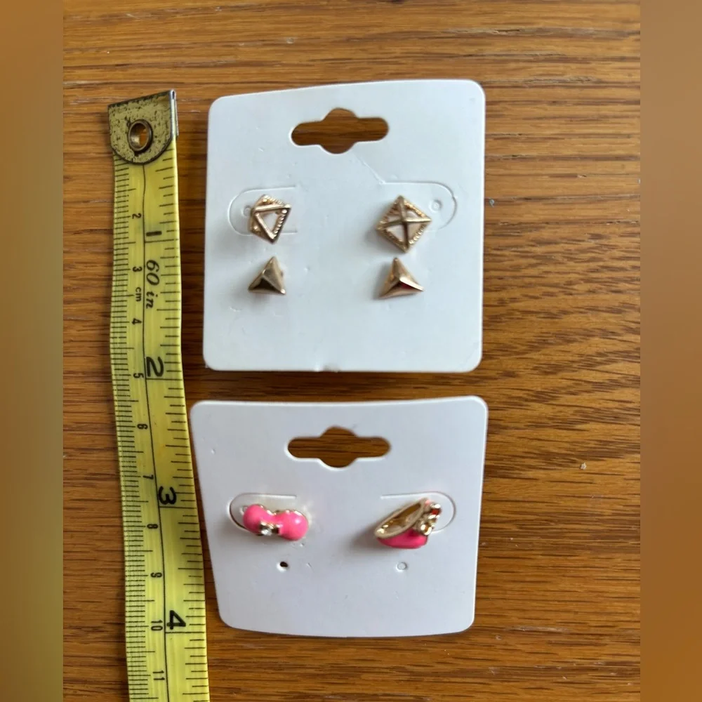 Funky Pink Bikini & Gold-Toned Geometric Stud Earrings Set